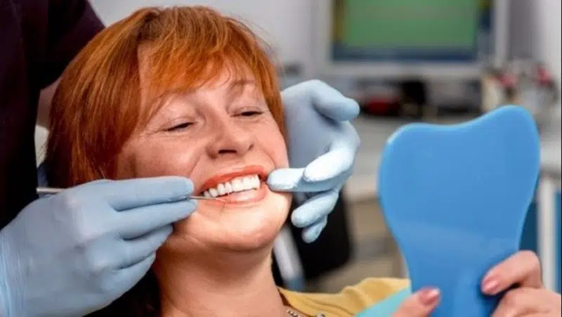 Quelle solution de prise en charge pour des implants dentaires