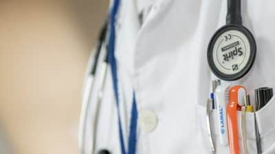 Médecin remplaçant : comment en trouver un ?